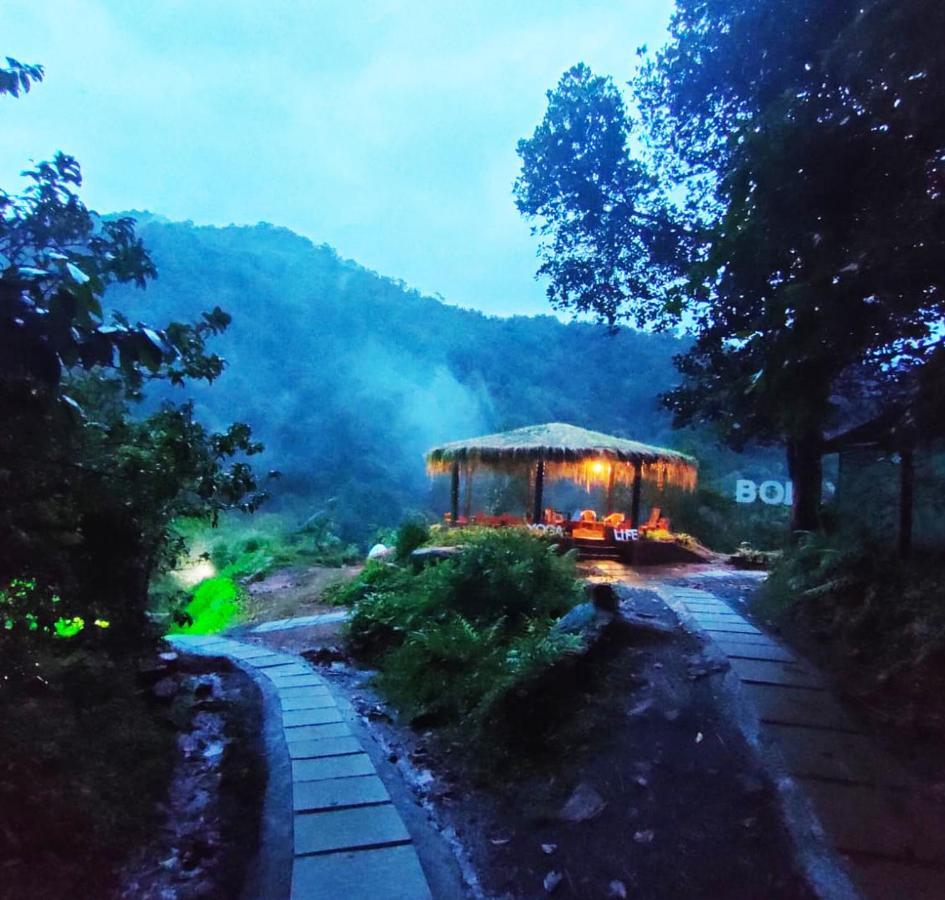 Holistic Stay Eco-Resort & Ayurvedic Retreat Paithalmala Exterior photo
