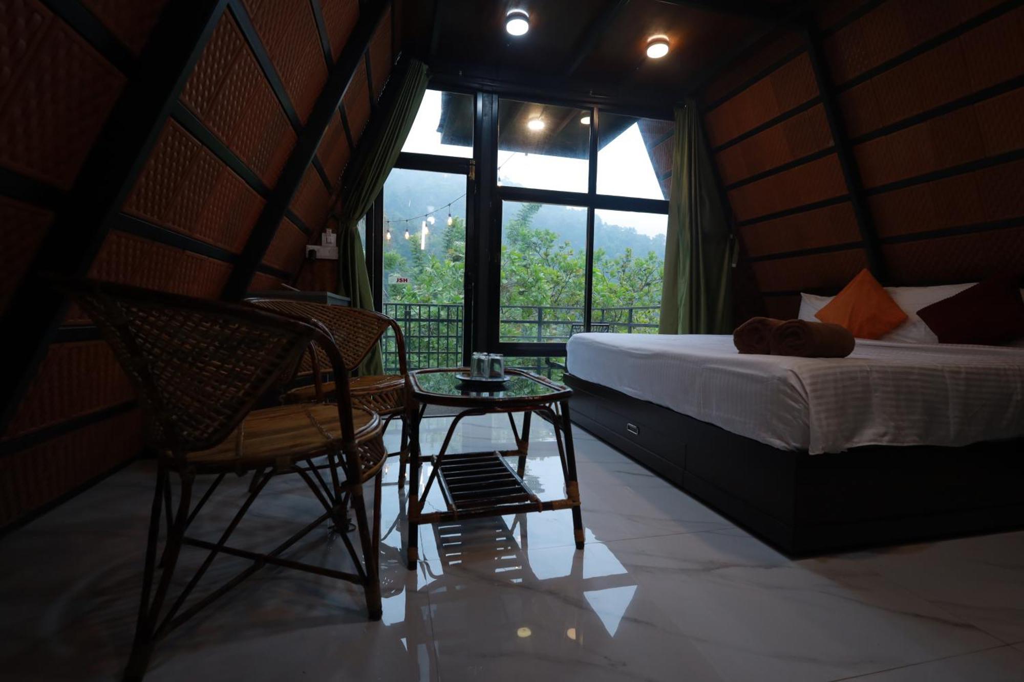 Holistic Stay Eco-Resort & Ayurvedic Retreat Paithalmala Exterior photo