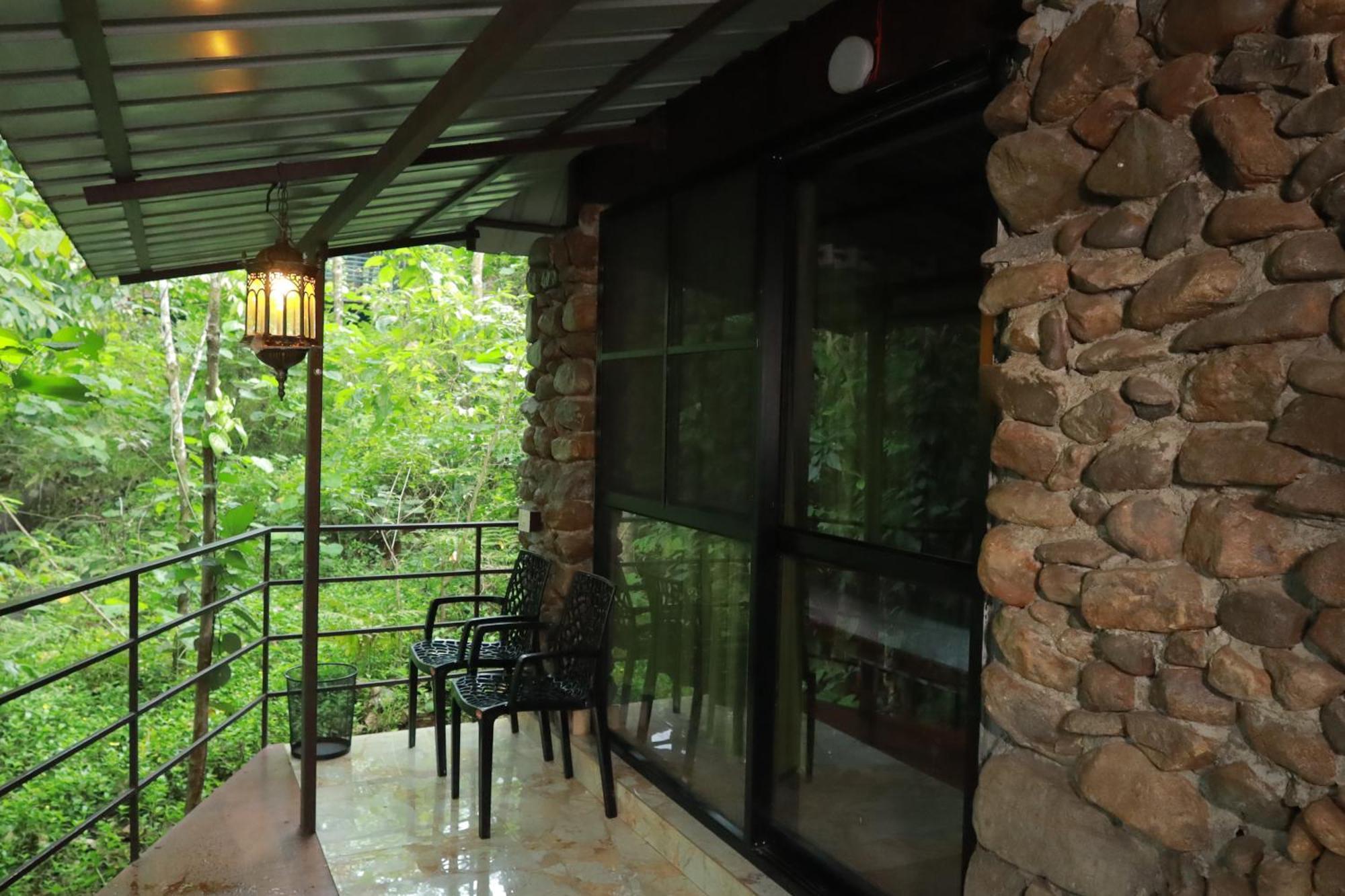 Holistic Stay Eco-Resort & Ayurvedic Retreat Paithalmala Exterior photo