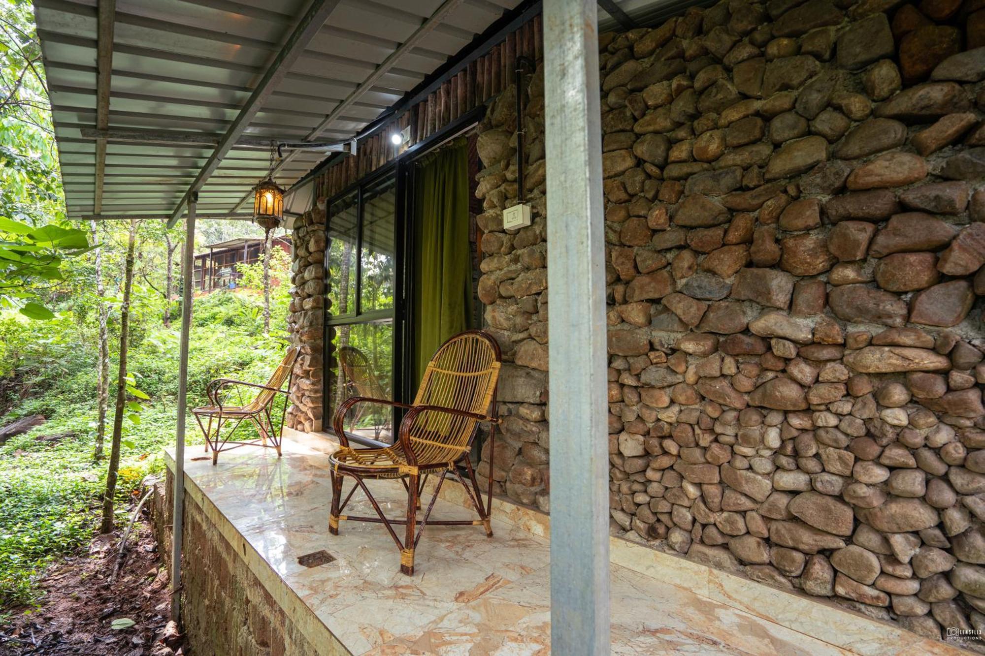 Holistic Stay Eco-Resort & Ayurvedic Retreat Paithalmala Exterior photo
